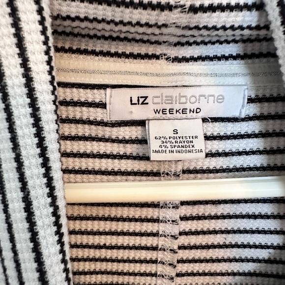 Liz Claiborne Black and White Striped Turtleneck - Picture 2 of 3